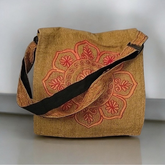 Ganesh Himal Trading LLC Crossbody Bag 100% Cotton Large - Picture 2 of 8